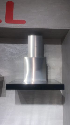 Stainless Touch and Remote Control Extractor Hood